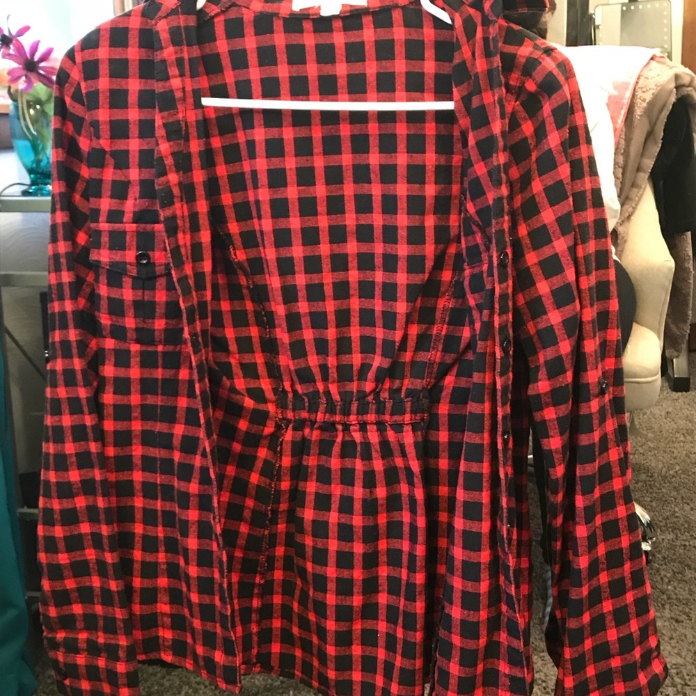 Red Plad shirt.
